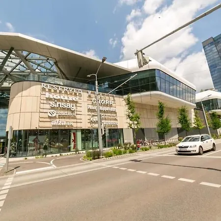 Skypark Tower 3-2 Bedroom Luxe With Free Parking * Pressburg