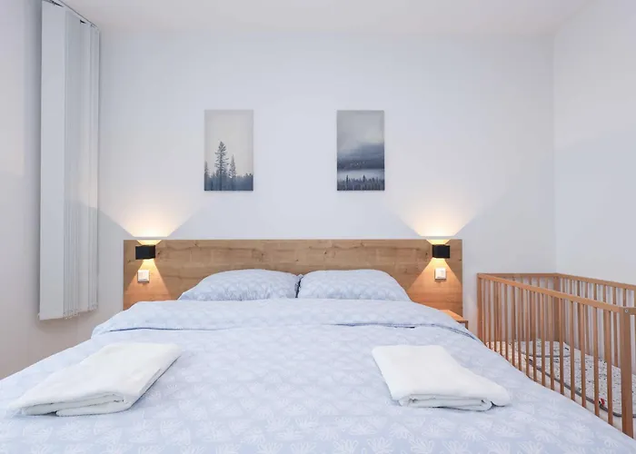 Skypark Tower 3-2 Bedroom Luxe With Free Parking *